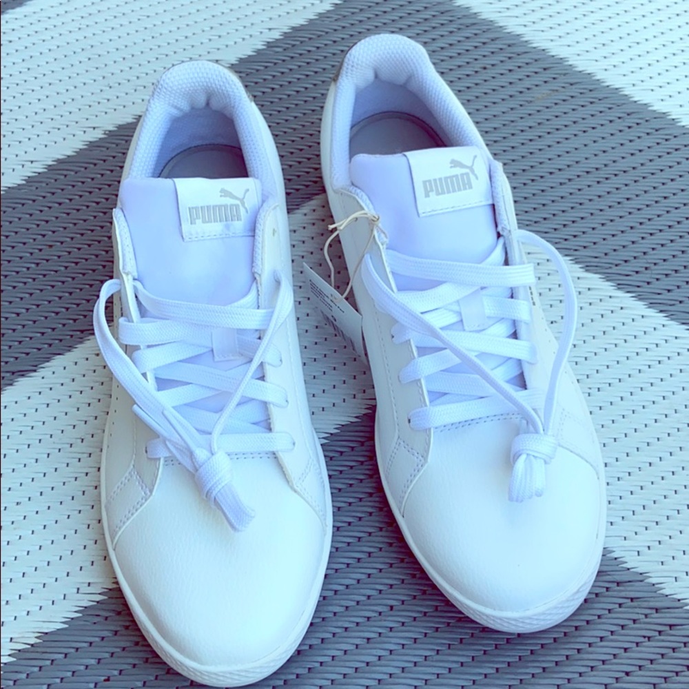 PUMA Smash womens athletic shoes/sneakers